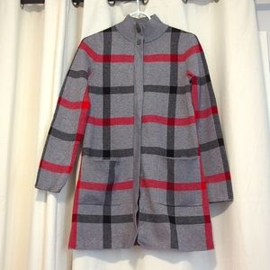Tahari_Plaid Sweater